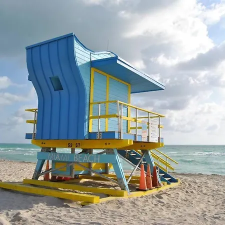 Ocean Front 2 Bedroom And 2 Bathroom Apartment At The Alexander Resort-2